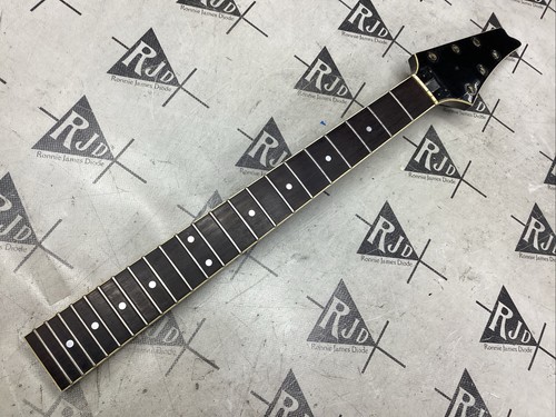 Collo per chitarra elettrica