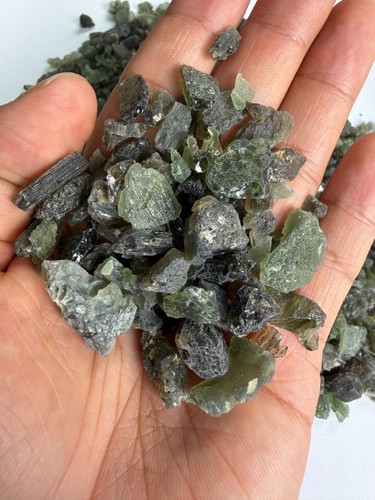Originale moldavite grezza - originale,