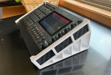 Supporto display angolato per controller Akai MPC Live 2