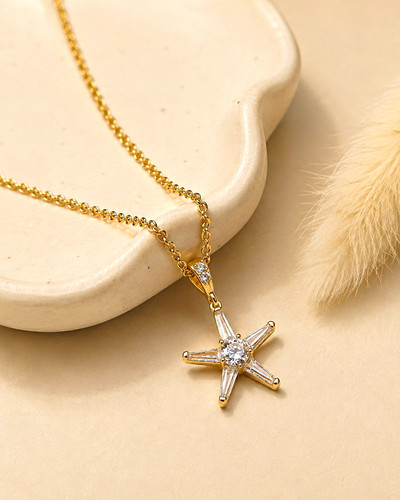 Collana con ciondolo - , stella