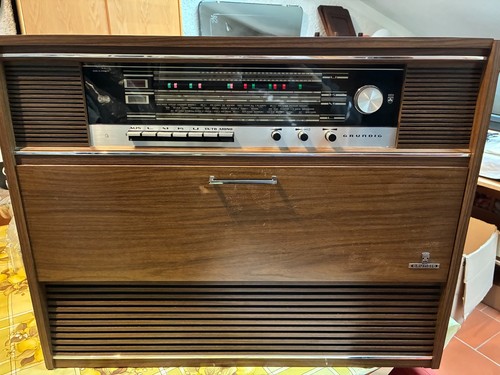 Mobile radio giradischi