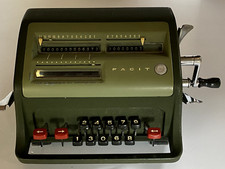 Calcolatrice Meccanica Facit F1-13 - matricola 552971 - Funzionante.