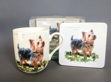 Tazza in ceramica e sottotazza