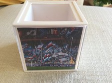 SAMPDORIA CALCIO PORTA OGGETTI PORTA PENNE OROLOGIO DIGITALE E GRADINATA SUD