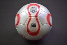 Adidas Teamgeist Pallone