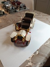 Modellino auto 1:24 - Franklin