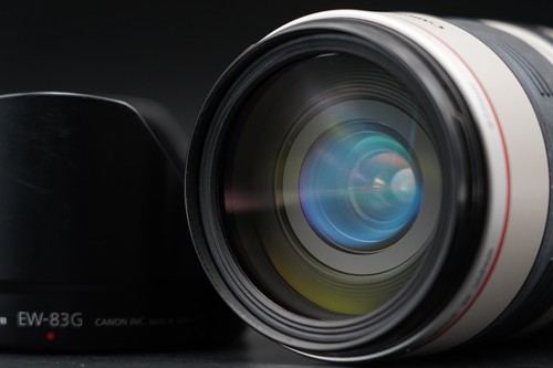 Canon 300 5 - mm, f/3.5-5.6