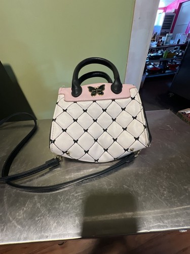 Betsey johnson bianco - nero, e