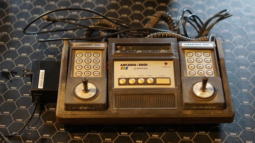 Console arcadia 2001 emerson - console,