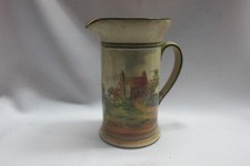 Antica brocca in porcellana