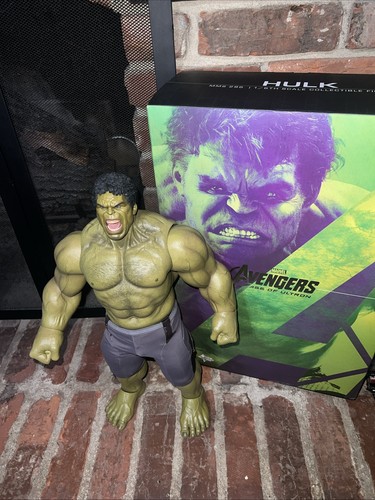 Leggi hot toys - toys, of