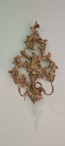 Applique legno dorato e - in,