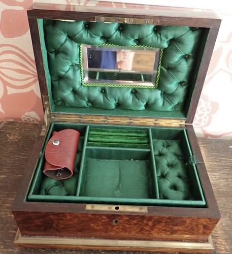 Grand coffret bijoux - coffret, a