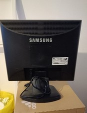 MONITOR SAMSUNG SCHERMO PIATTO - SYNCMASTER 913v - 19 POLLICI
