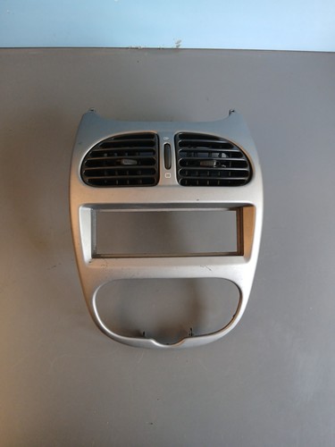 Peugeot 206 cache - cache, console