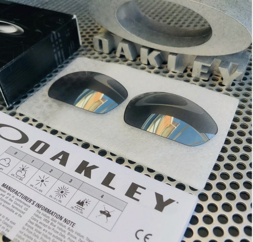 Oakley new straight jacket - new, ii