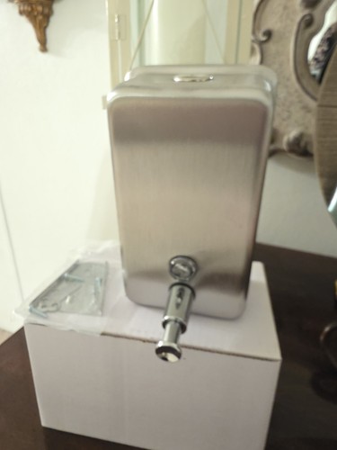 Nuovo dispenser di sapone - di,