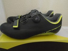 Scarpe da ciclismo su strada