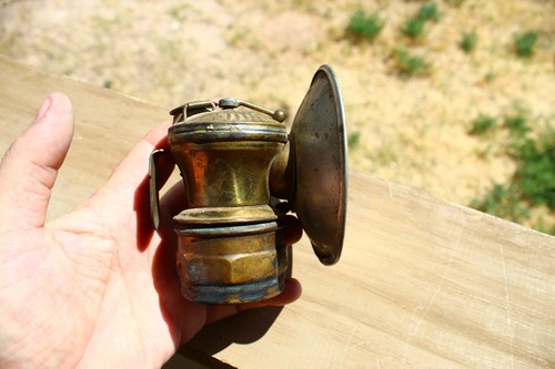 Lampada testa minatore carburo