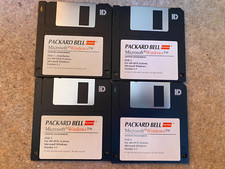 Microsoft Windows 3.1 installazione completa 4 floppy disk da 3,5" packard bell