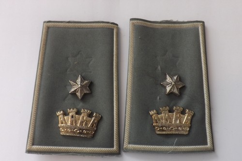 Military shoulder insignia - 2,
