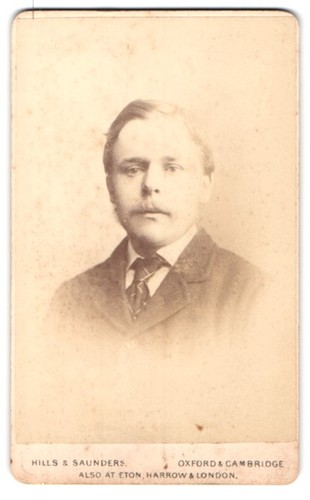 Fotografie hills saunders - hills,
