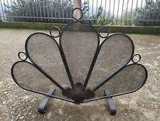 parafuoco parascintille vintage in ferro battuto a forma di ventaglio anni 80
