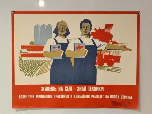 Realismo socialista - socialista, e