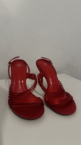 Zara tacco spillo rosso - zara,