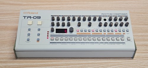 Roland boutique series tr09 - roland,