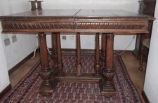Tavolo da pranzo in noce