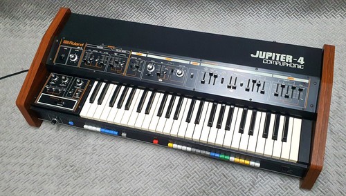 Roland jupiter - 4, ✅