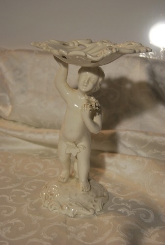 Alzatina con putto - , in