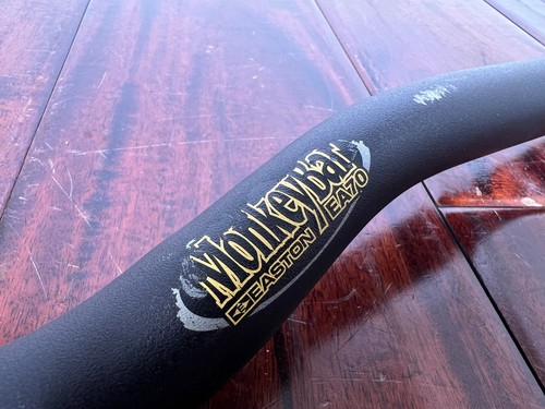 Easton monkey bar - easton,