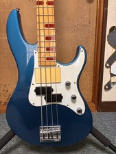 Basso Elettrico Yamaha