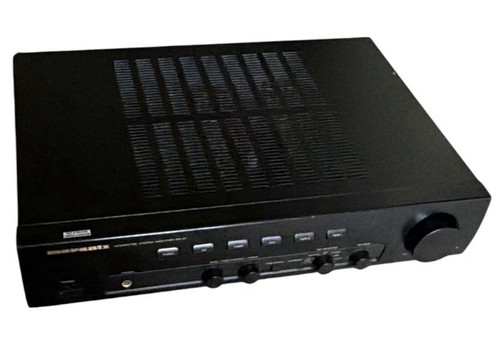 Amplificatore stereo integrato