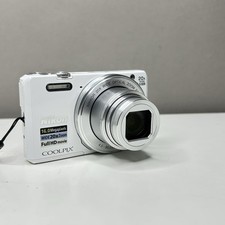 Nikon Coolpix S7000 Digital Camera White, Case, SD Card - Refurbished