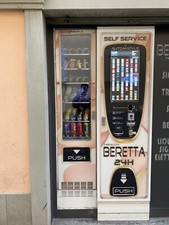 distributore automatico snack e Tabacco