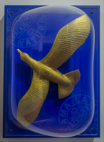 Cracking art golden flight - "golden,