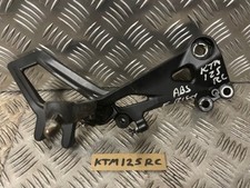 Gancio piede destro KTM RC125