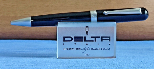 Delta serena sfera colore - serena,