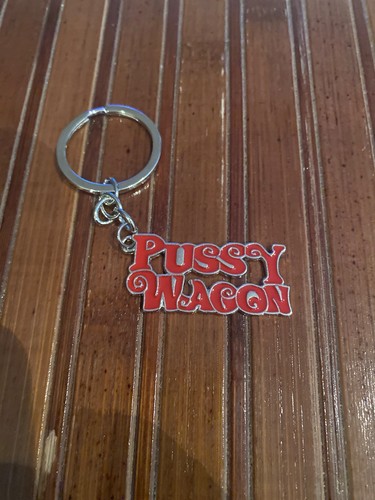 Pussy wagon kill bill keyring - wagon,