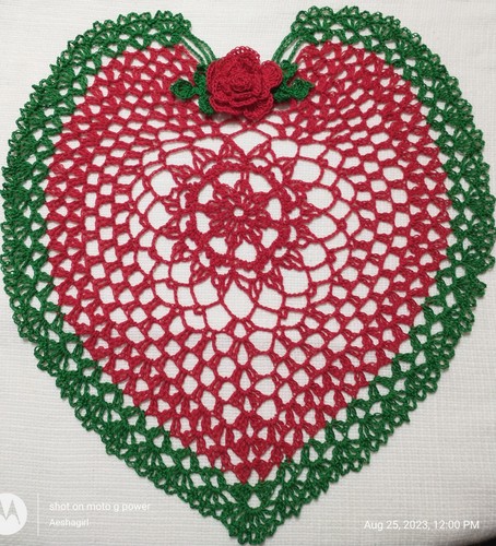 Christmas heart crocheted