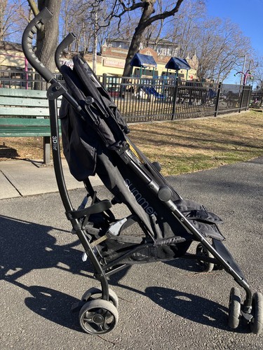 Umbrella stroller lightweight