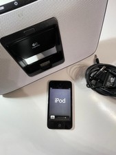 iPod touch 4ª gen 8 GB (A1367) + Logitech Rechargeable Speaker S315i