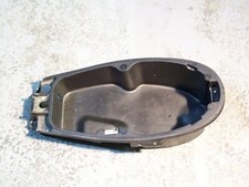 VANO SOTTO SELLA PER BENELLI VELVET 250 DEL 2002 (e17862)