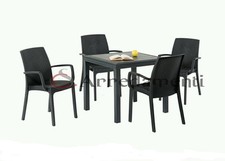 TAVOLO 80X80 + 4 SEDIE CON