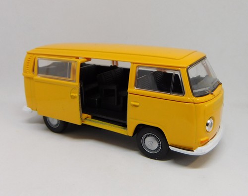 Volkswagen 1972 bus - t2,