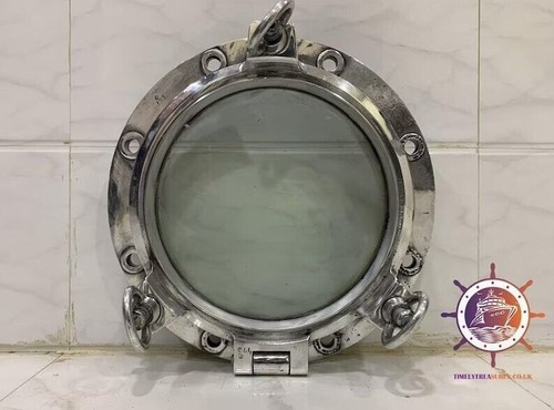 Vecchia finestra vintage