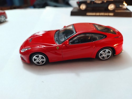 Modello ferrari f12 - modello, berlinetta